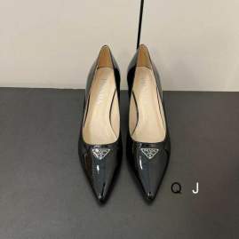 Picture of Prada Shoes _SKUPradasz35-40519126.5CMXJ0902